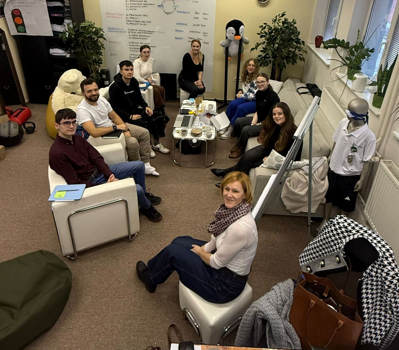 Ml&aacute;dežou veden&yacute; participat&iacute;vny proces tvorby koncepcie pr&aacute;ce s ml&aacute;dežou