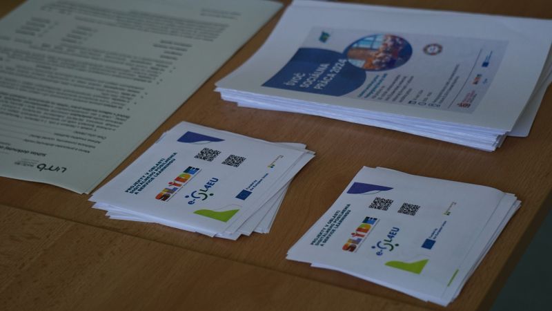 Prezentácia výstupov projektov e-SL4EU a SLIDE počas ŠVOČ